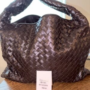 Large Bottega Venetta Hop in Fondant Brand New
